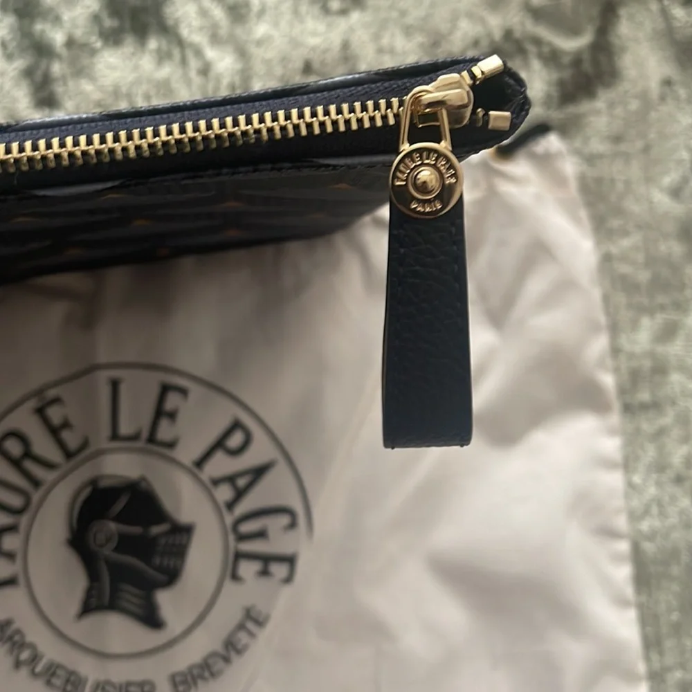 AUTHENTIC FAURE LE PAGE POCHETTE ZIP 29 in large scale Navy